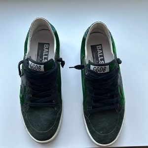 Golden Goose ballstars. Velvet green w/dark suede accent (hunter green color)